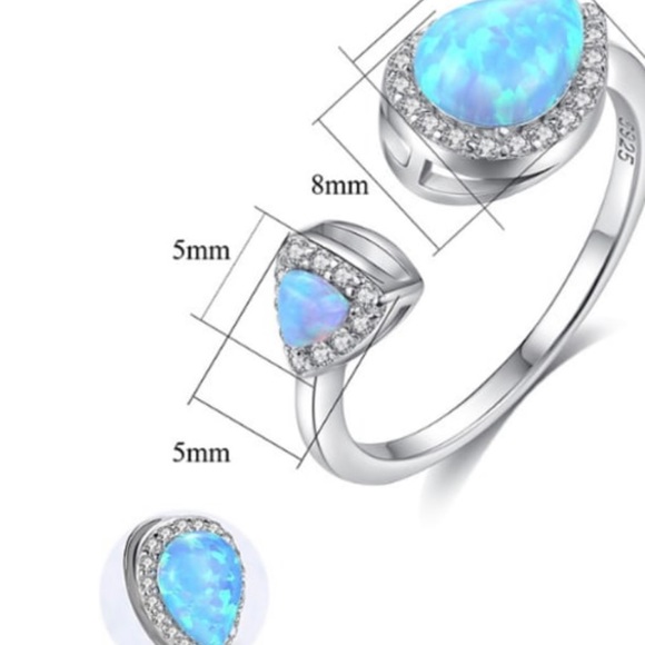 Solid Sterling Silver Opal Ring - Picture 4 of 4